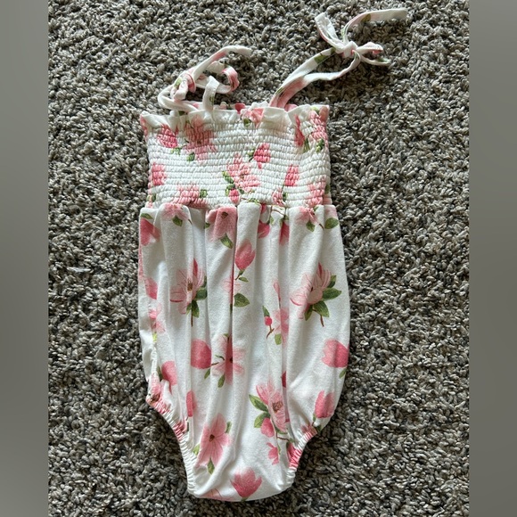 Angel Dear Smocked Bubble Sunsuit - Picture 6 of 6